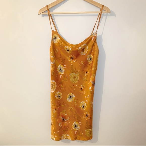 Princess Polly Birds of Paradise Mini Dress - Picture 4 of 8